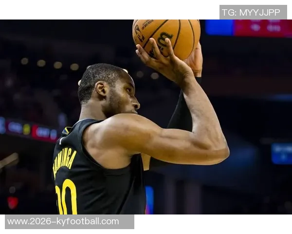 库明加谈勇士未来现场球迷是我心中的MVP他们见证我的努力与投入 库明加谈勇士未来现场球迷是我心中的MVP他们见证我的努力与投入