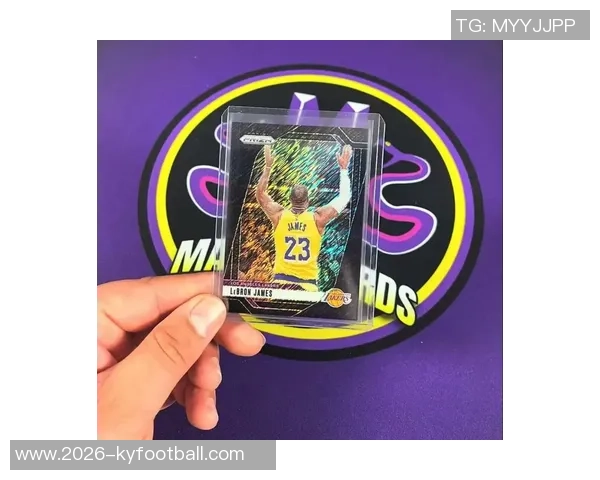 詹姆斯父子双签球星卡瞬间曝光二级市场已飙升至114万美元 詹姆斯父子双签球星卡瞬间曝光二级市场已飙升至114万美元