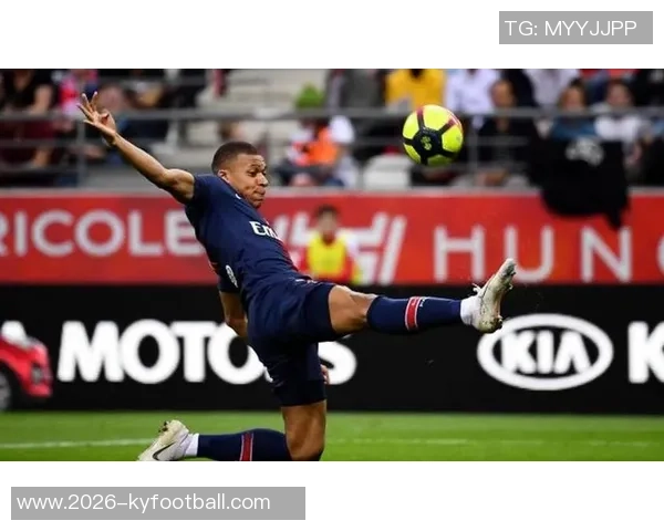 法媒报道姆巴佩弟弟伊桑遭遇右大腿肌腱断裂伤情预计缺阵两个月以上