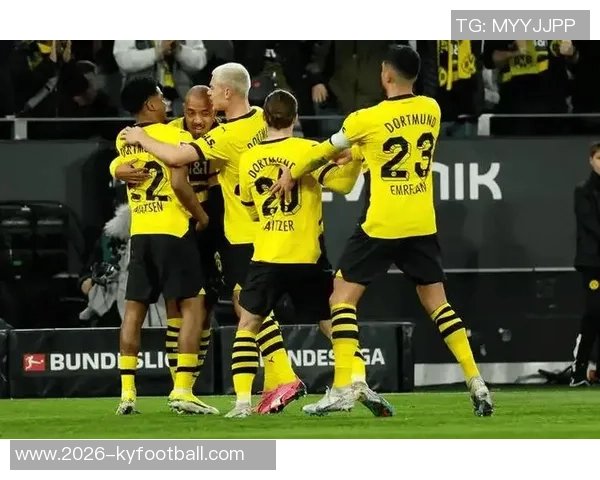 新援莱尔马亲临多特主场观战不莱梅并参与训练测试体能 新援莱尔马亲临多特主场观战不莱梅并参与训练测试体能