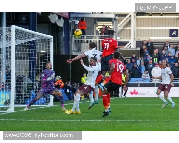 斯波分析最后一攻失误原因鲍威尔与阿德巴约的配合出现偏差 斯波分析最后一攻失误原因鲍威尔与阿德巴约的配合出现偏差