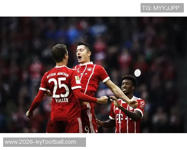 穆勒第96分钟绝杀进球震撼全场直面三名防守球员展现超强实力