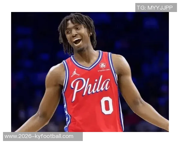 马克西首节表现惊艳9投6中砍下16分4助攻三分球命中率高达57 马克西首节表现惊艳9投6中砍下16分4助攻三分球命中率高达57